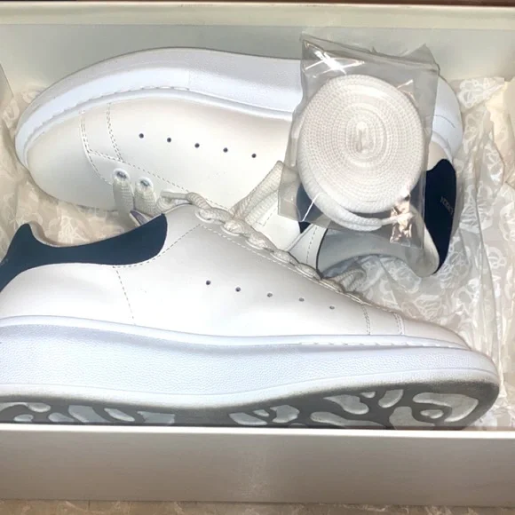 Alexander McQueen | Shoes | Wore Three Times Still Looks  display picture 1